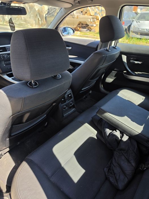 BMW e90 320i 150кс
