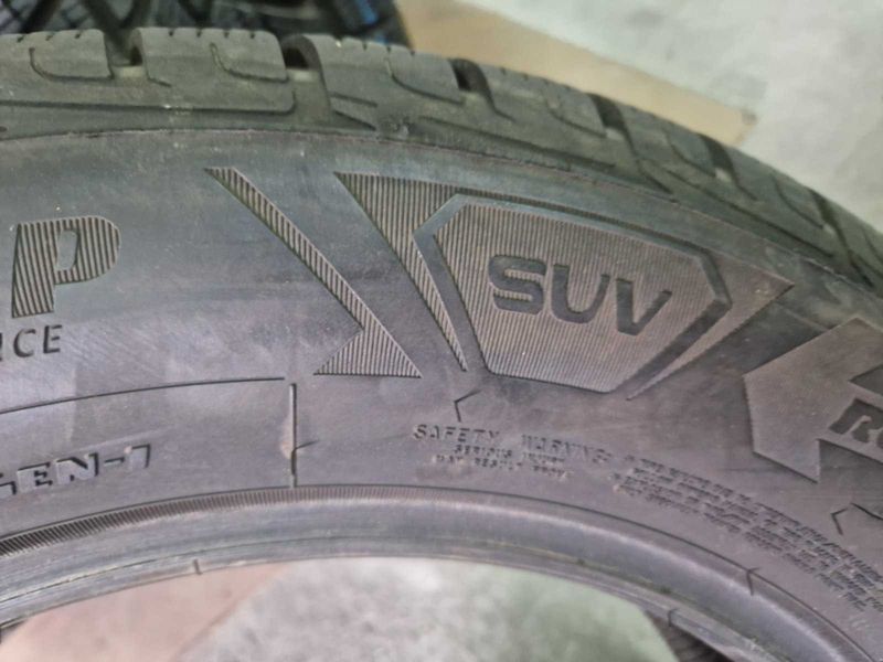 4 Goodyear R17 215/65
зимни гуми за SUV DOT4519