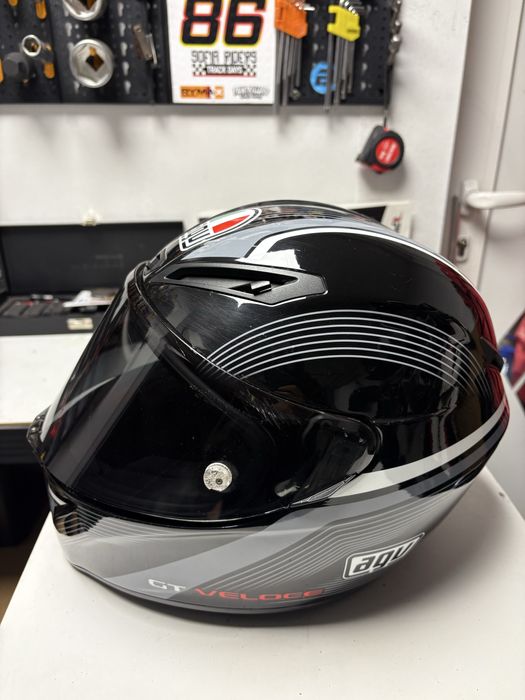 Продавам Agv gt veloce