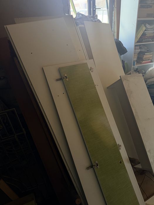 Срочно продам 2 детских спальных шкафа