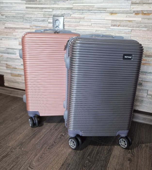 ПОСЛЕДНИ БРОЙКИ Твърд куфар с колелца ръчен багаж