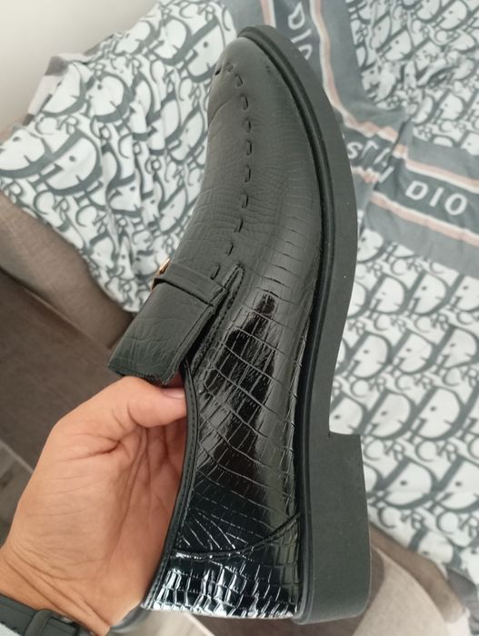 Продам мужские туфли