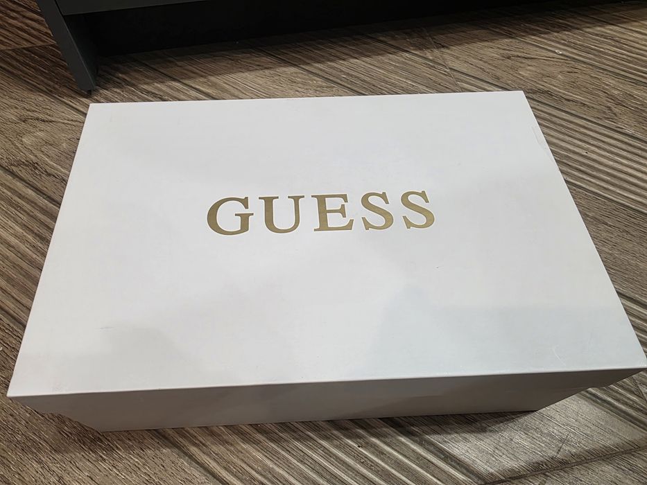 Мъжки маратонки GUESS