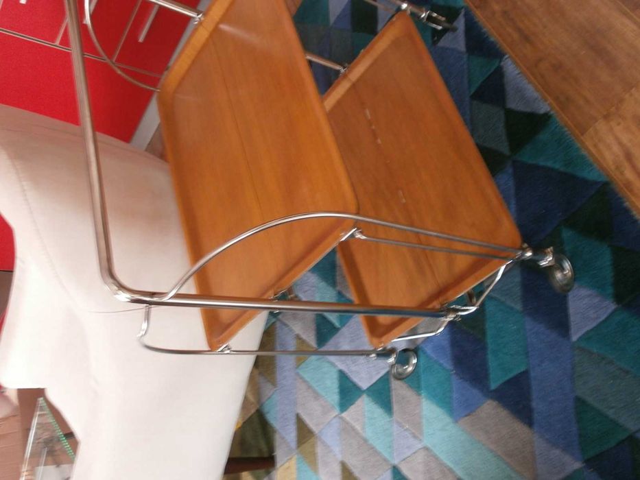 Помощна Маса за Сервиране на Колелца 60/40см от СССР Сгъваема