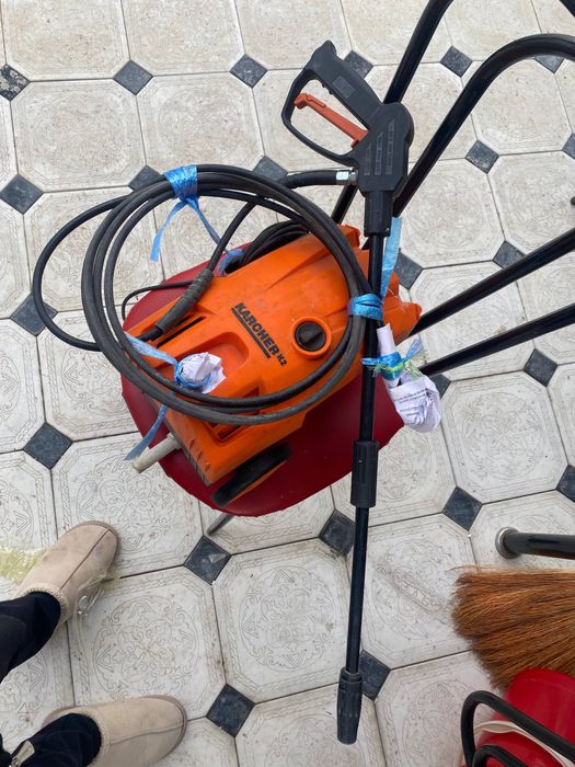 Продается карчер!