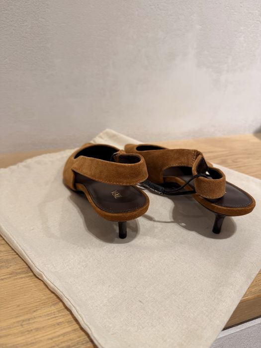 ZARA обувки номер 40