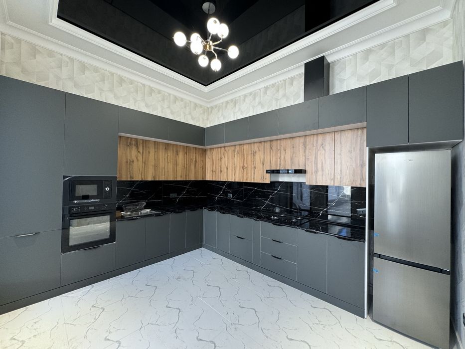 Продам свой дом 10-комнат, 4 сотки. Олтинтепа, 5км от Ташкента.