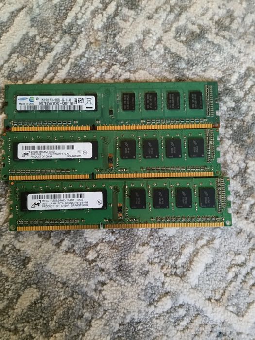 Vând memorie DDR3