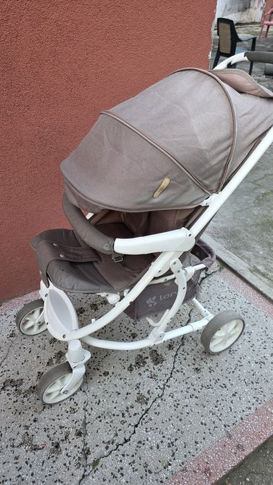 Бебешка количка lorelli