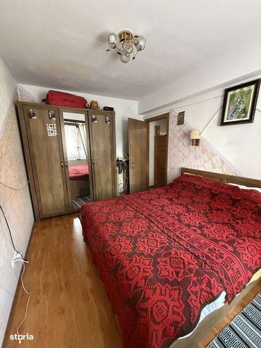 Apartament 3 camere 2 băi debara și parcare subterană în zona Terezian