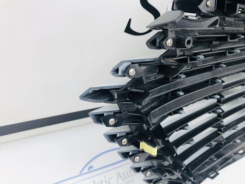 Grila radiator Honda HR -V după 2021