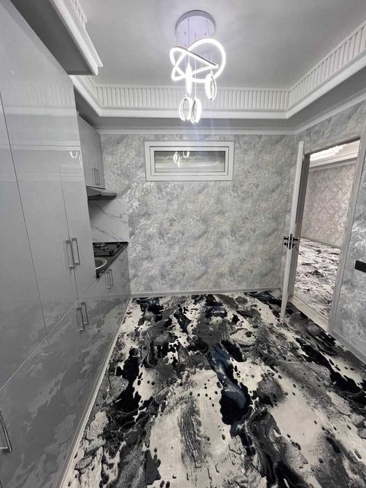 Uy sotiladi / продается квартира