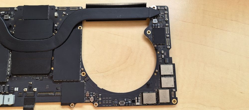 Placa de baza A2485 Macbook Pro 16" M1 Pro 2021_16GB DDR5_1TB SSD_NOUA / Nefolosita + montaj GRATUIT /// FARA CONTURI / FARA MDM__PERFECTA__