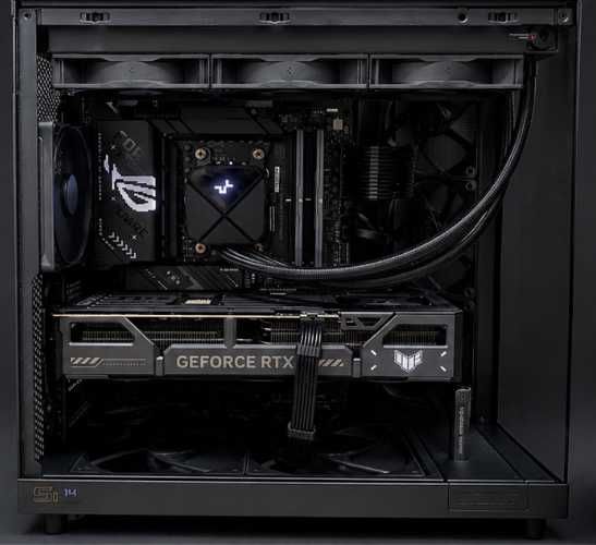 PC Gaming Ryzen 7 9800X3D + ASUS TUF RTX 5070 Ti