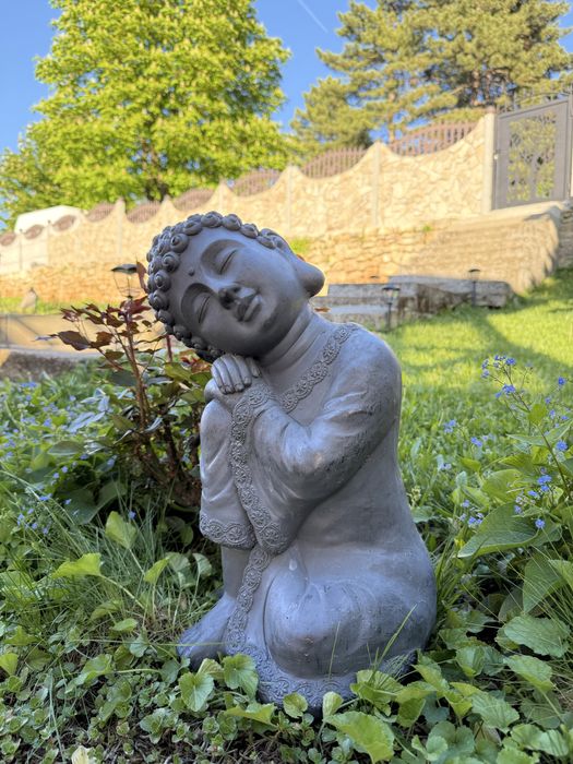 Декоративна статуетка за градина Буда