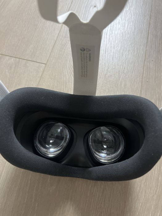 Căști VR Meta Quest 3S + cablue de conectare la PC