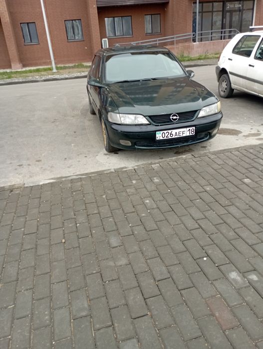 Продам машину Opel Vectra B