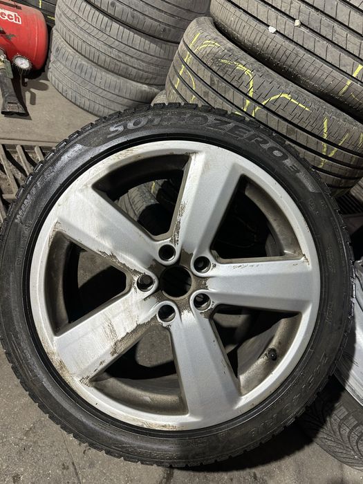 Anvelope Iarna Pirelli Sottozero 245 40 18 Vand si la bucata