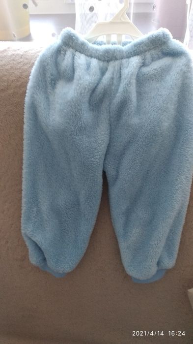 Продам костюм на мальчика.