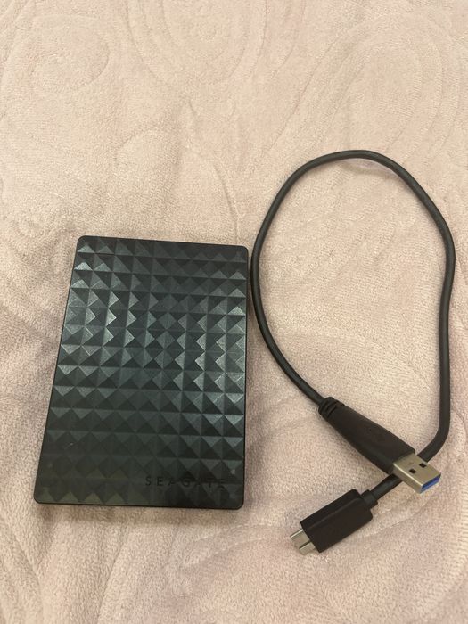 Внешний жесткий диск(HDD)Seagate на 5 TB