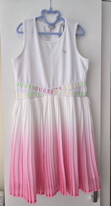 Guess, Ted Baker, TommyHilfiger, Juicy Couture, Missguided