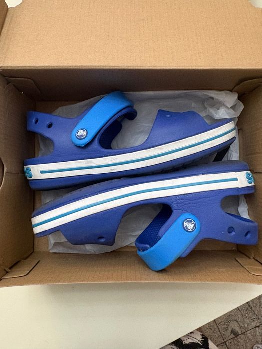 Продам кроксы на мальчика