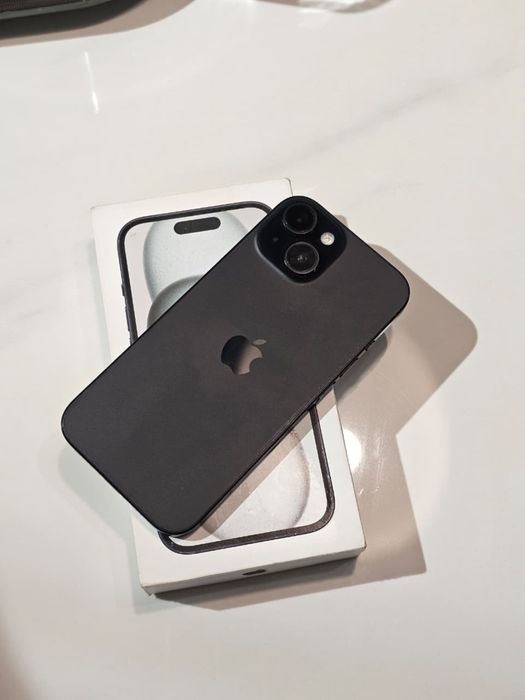 iPhone 15 89% 128GB