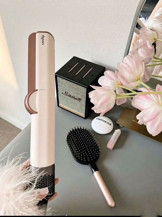 Продам Новый Dyson Профессиональный Стайлер Фен Выпрямитель