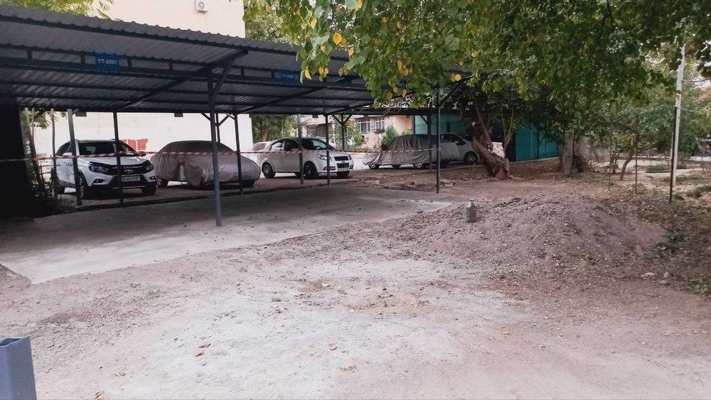 Сдается стоянко-место у жилого многоэтажного дома