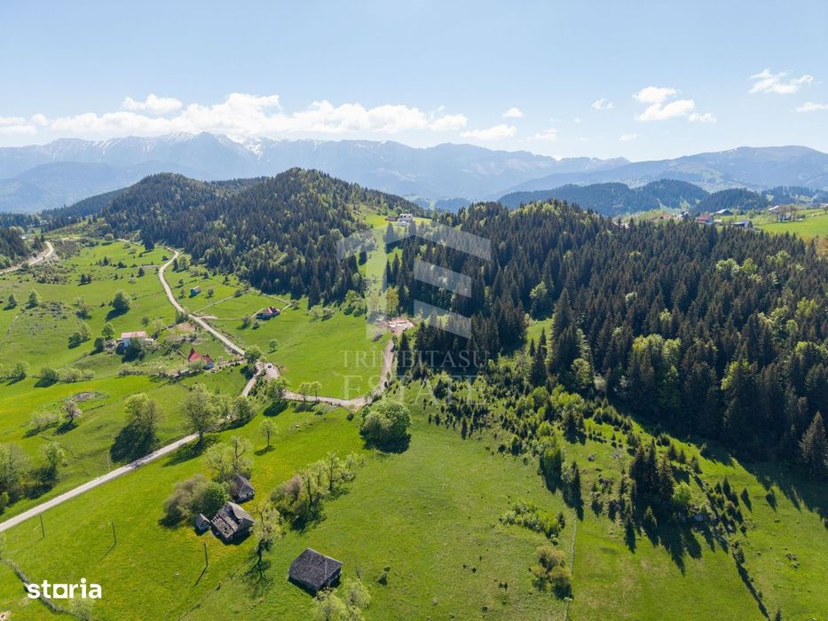 Fundata-Teren de vanzare 15,771 mp intravilan+extravilan+padure