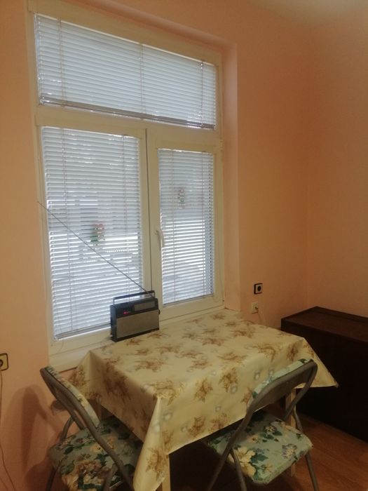 Дава се под наем  в Шумен, Математическа гимназия - 16 кв.м за 71.4 € - Снимка #1