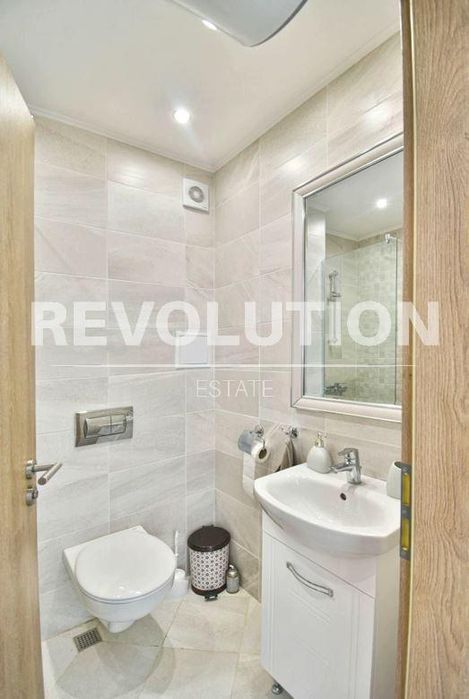 Двустаен апартамент в района на м-т Ален Мак!