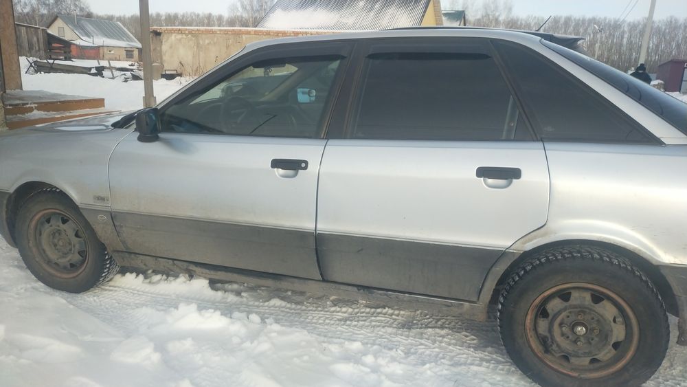 Продам машину Ауди б3