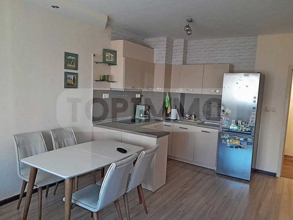 Продава се Двустаен апартамент в Варна, Левски - 61 кв.м за 1852 €/кв.м - Снимка #2