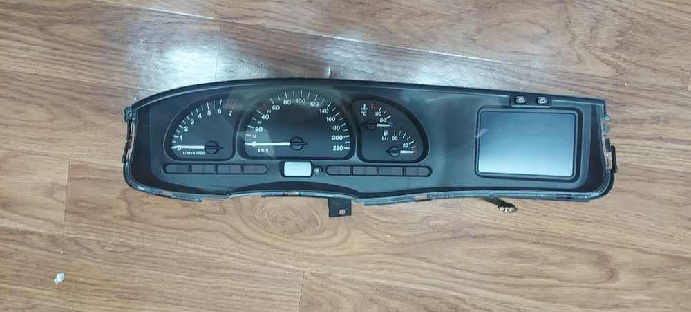 Панель приборов вектра б омега б