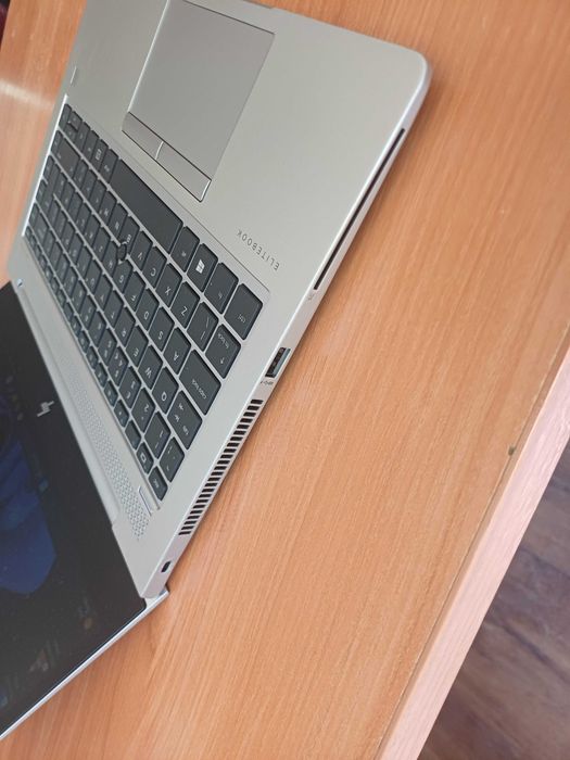 14'FullHD IPS HP Elitebook AMD Ryzen 3 Pro/8GB DDR4/256GB SSD