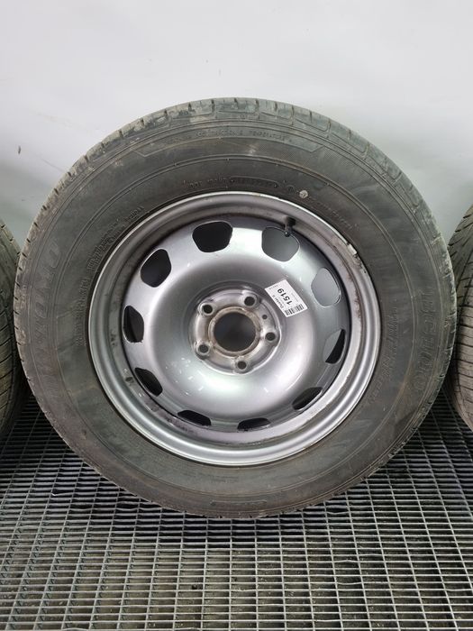 Jante tabla Dacia Duster II 2018 - 2021 SUV 4 Usi Blanc Glacier OV369 (1519) R16 CU ANVELOPE 215/65R16 ET50 5*115 Garantie