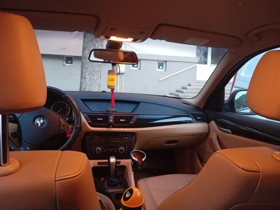 Продавам ВМW X 1