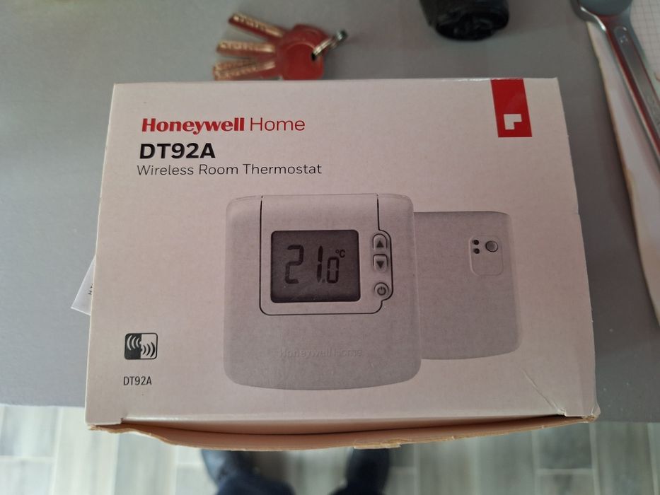 Termostat de ambient nou nefolosit sigilat