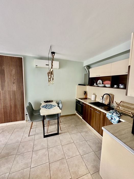 Апартамент под наем с. Лозенец