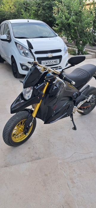 Moto elektr sotiladi