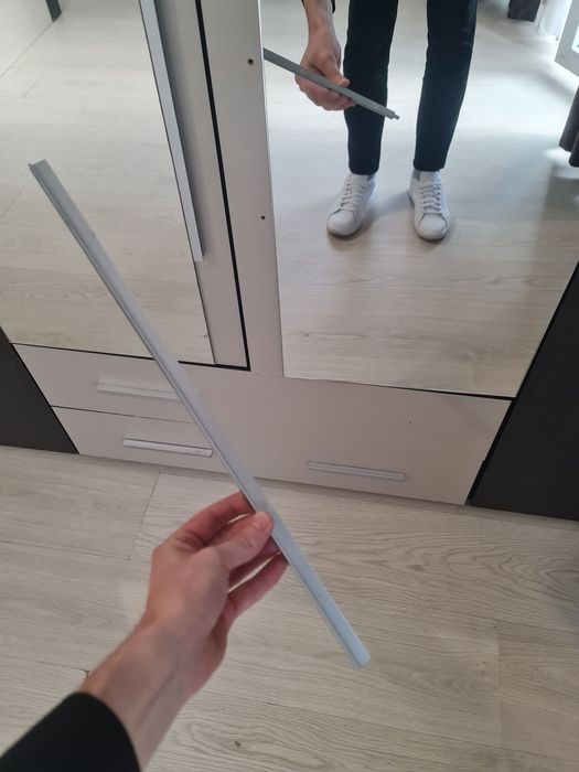Mobilier dormitor, 2 noptiere, 4 etajere, 2 dulapuri suspendate, dulap 4 usi cu oglinda