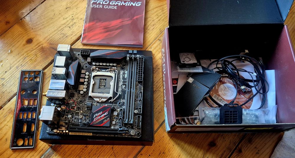 Placa baza ASUS Z170I PRO GAMING Wifi Socket 1151 Full Box