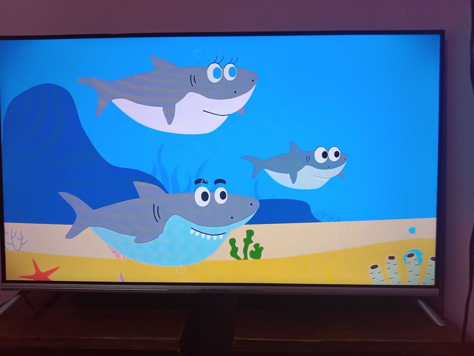 Телевизор смарт Rosso