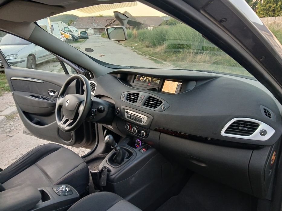 Renault Grand  Scenic 1.5 110 cai 7 locuri Facelift