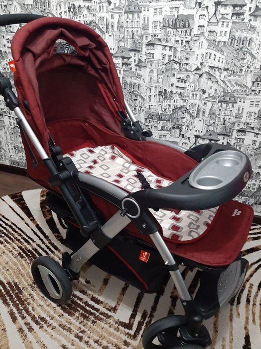 Срочно продам детскую коляску