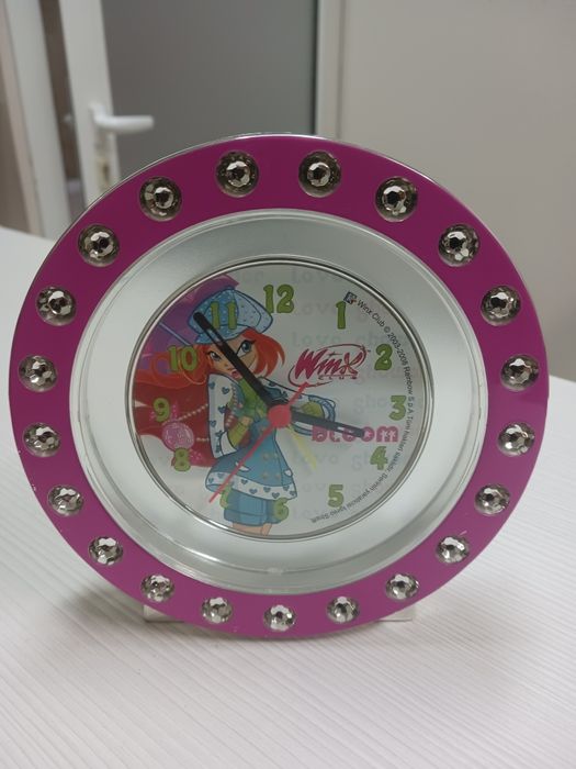 Часовници на Принцесите и Уйнкс  за 15 лева