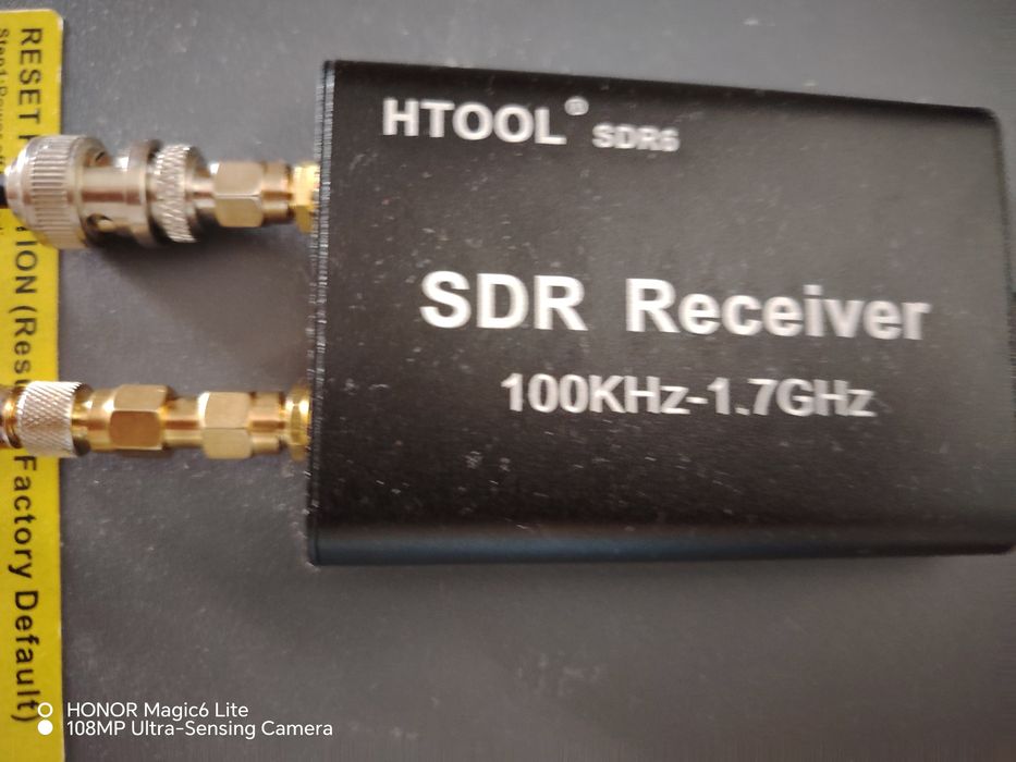 SDR6 HTOOL nou (100kHz-30MHz ; 25MHz-1,7GHz)