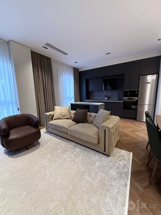 Mirabad Avenue — новая 3-комнатная 80 м², авторский ремонт, 2 балкона