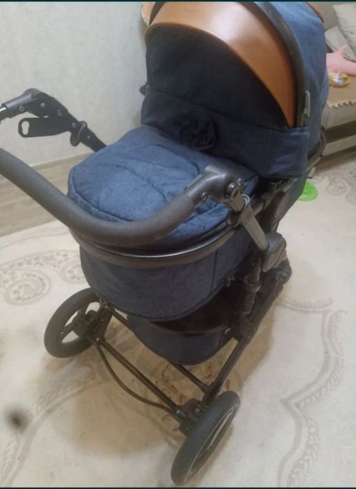 Продам коляску трансформер
